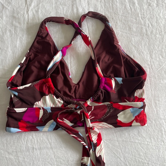 Athleta Plunge Bikini Top XL D/DD - Picture 3 of 5